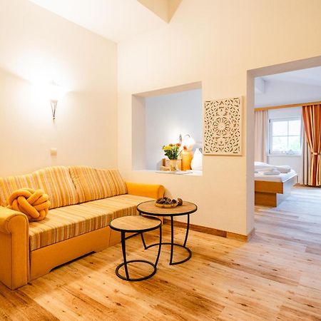 Landhotel Hubengut Bed And Breakfast 라드스타드트 외부 사진