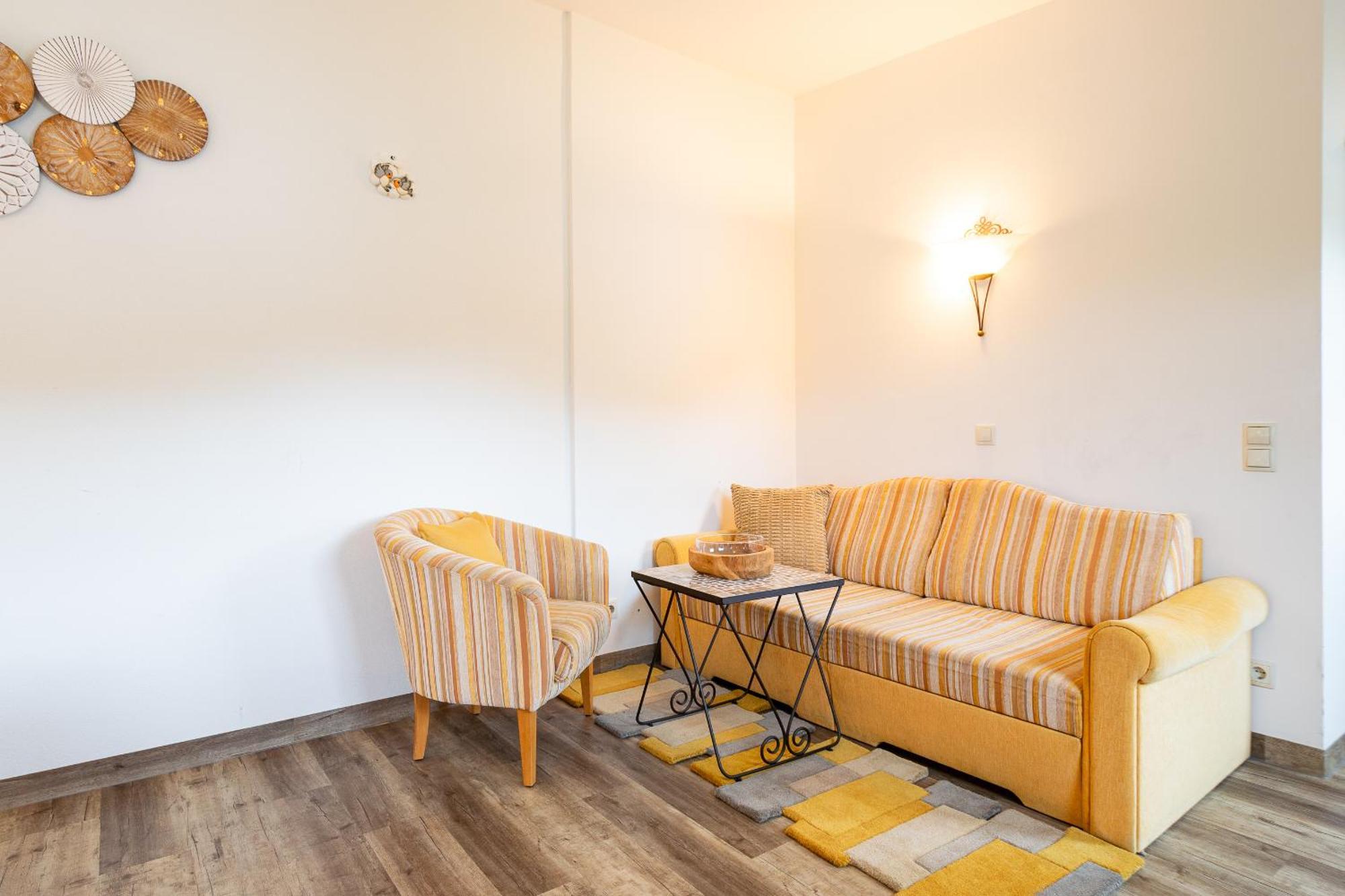 Landhotel Hubengut Bed And Breakfast 라드스타드트 외부 사진